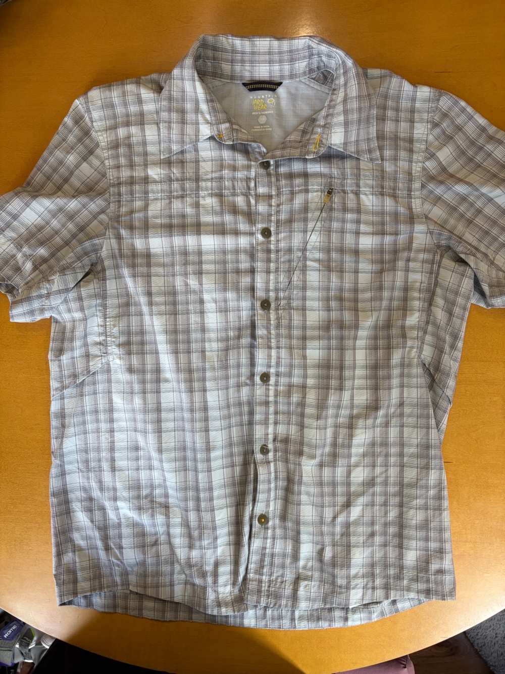 Mountain Hardwear Men's Light Gray Plaid Short-Sleeve Button-Down Shirt
